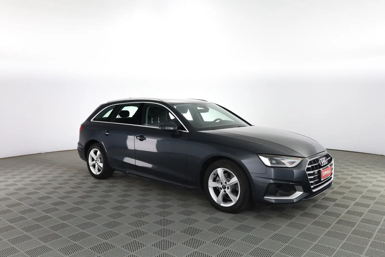 Audi A4 A4 Avant 30 TDI/136 CV S tronic Business Advanced Gris - 2
