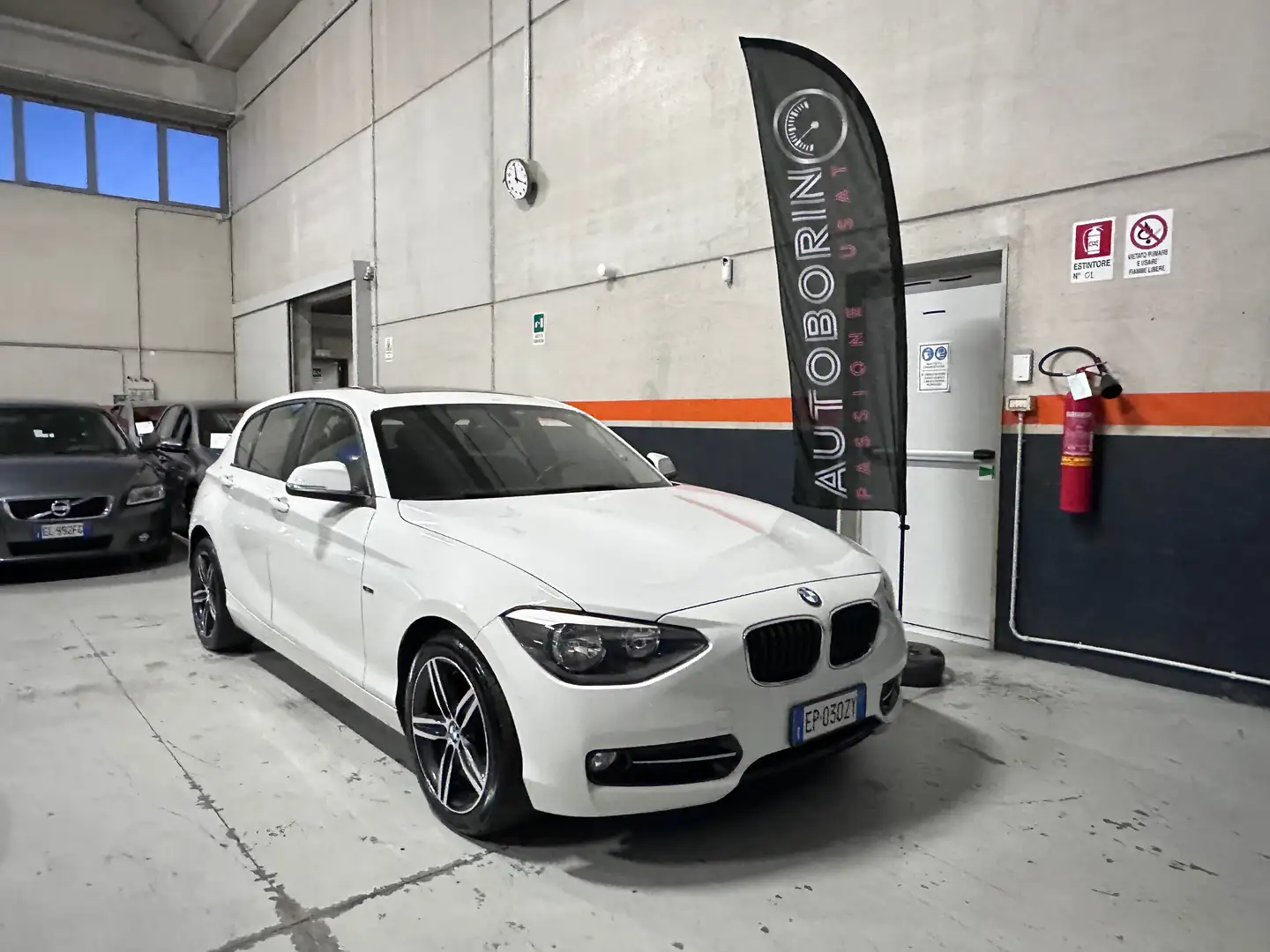BMW 116 Serie 1 F/20-21 2011 116d 5p Sport Bianco - 1
