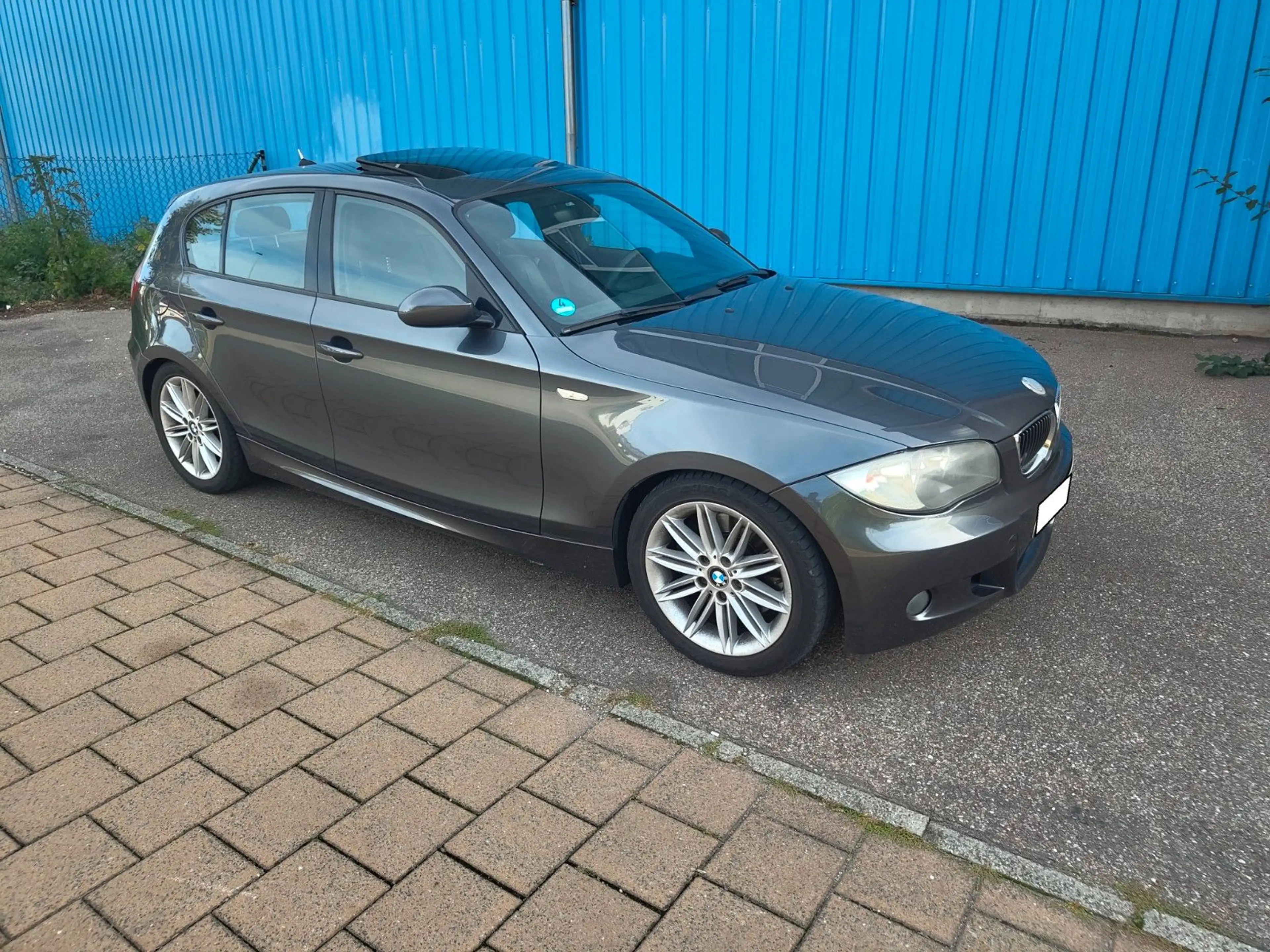 BMW 130 i M-Paket Schalter Navi SHZ PDC — photo 8