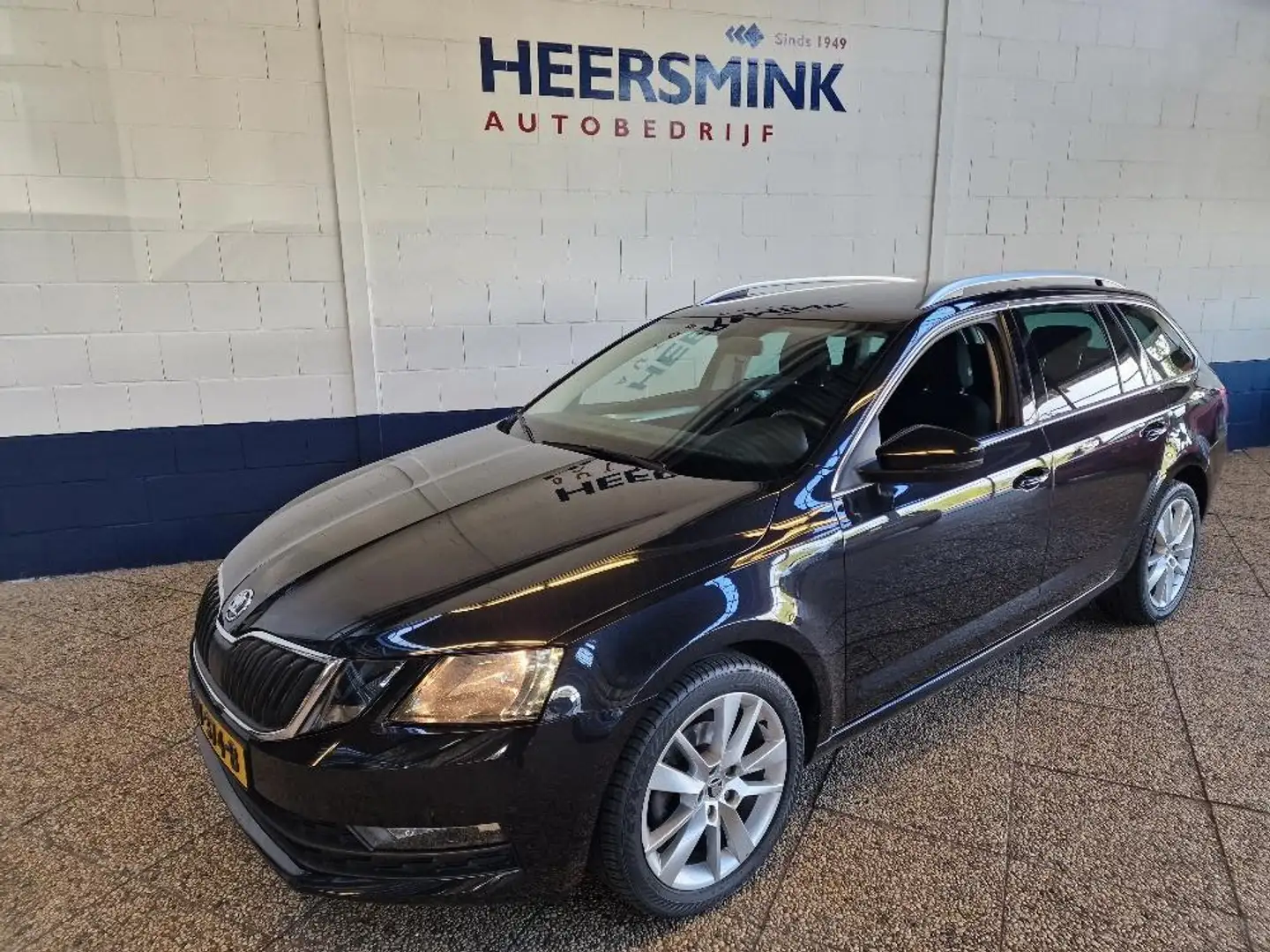 Skoda Octavia Combi 1.6 TDI Greentec Ambition Automaat| Trekhaak Schwarz - 2