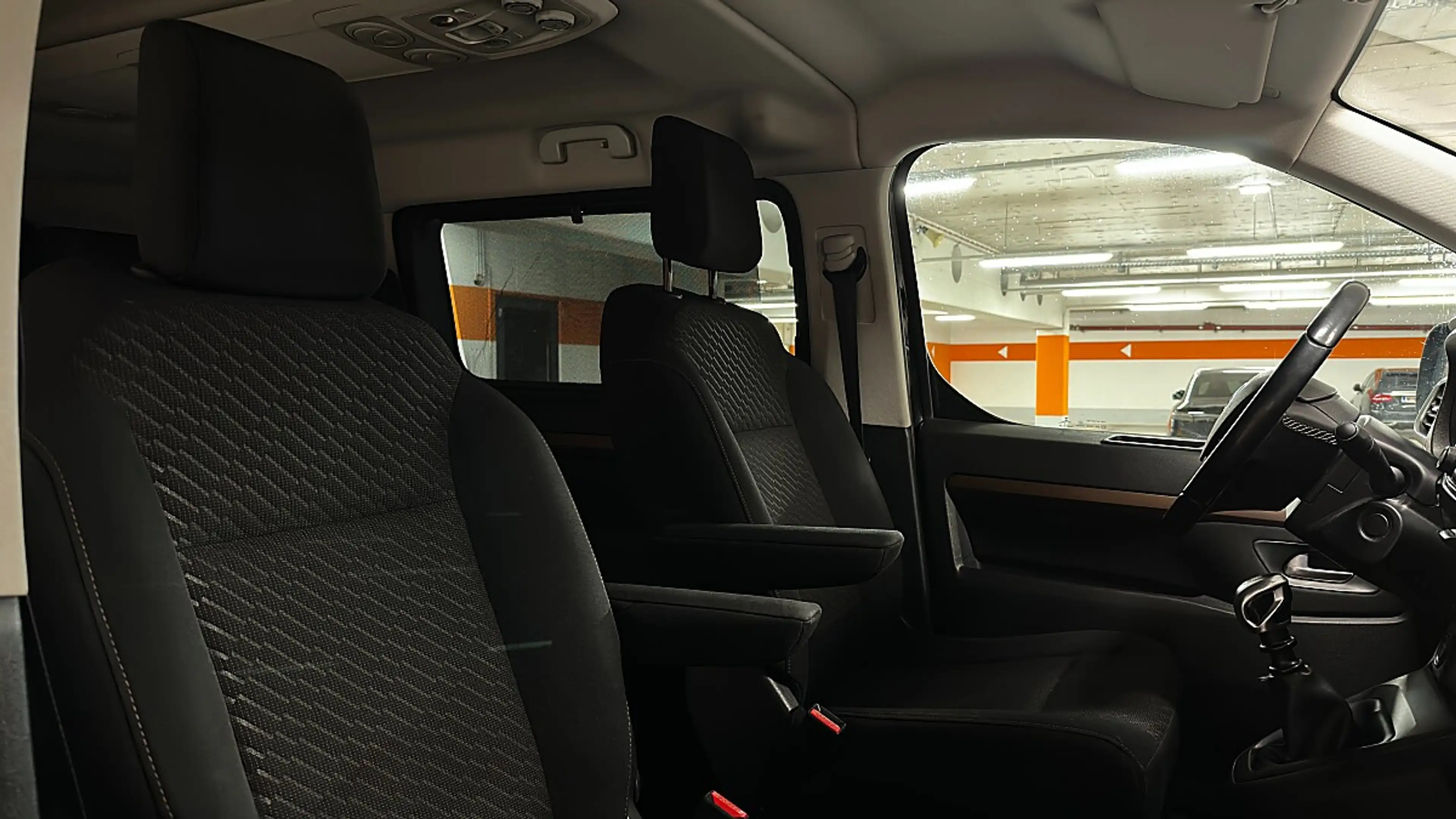 Toyota Proace Verso 2,0 D-4D 150 Medium Family *Z.R. NEU*NAVI... — photo 9