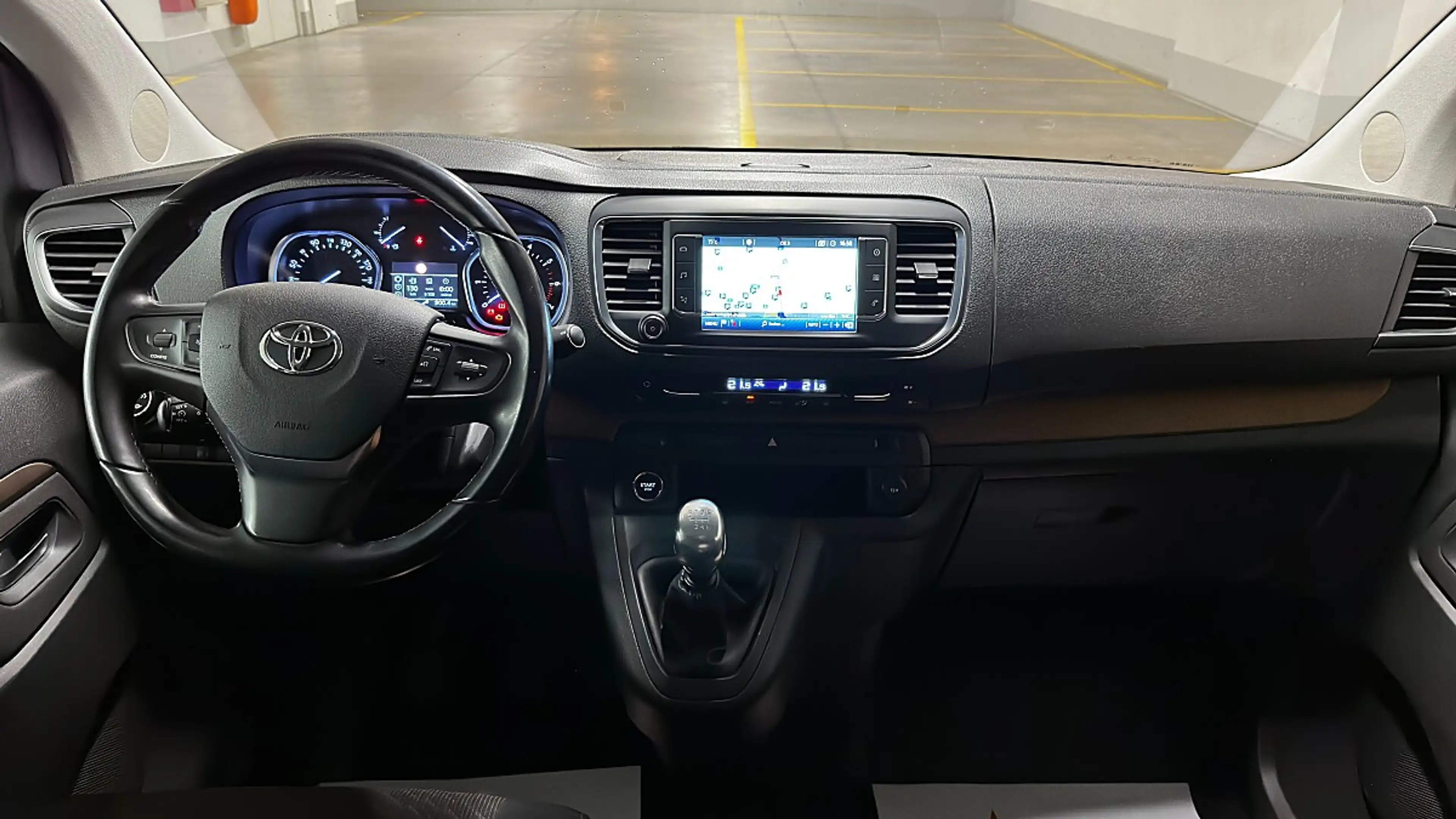 Toyota Proace Verso 2,0 D-4D 150 Medium Family *Z.R. NEU*NAVI... — photo 14
