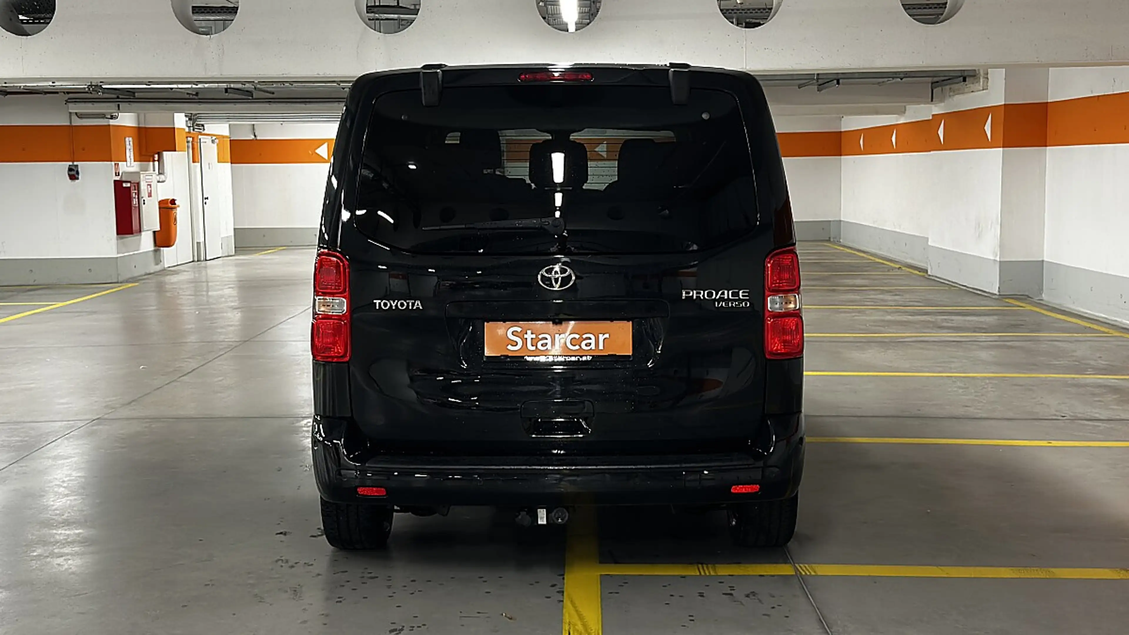 Toyota Proace Verso 2,0 D-4D 150 Medium Family *Z.R. NEU*NAVI... — photo 4