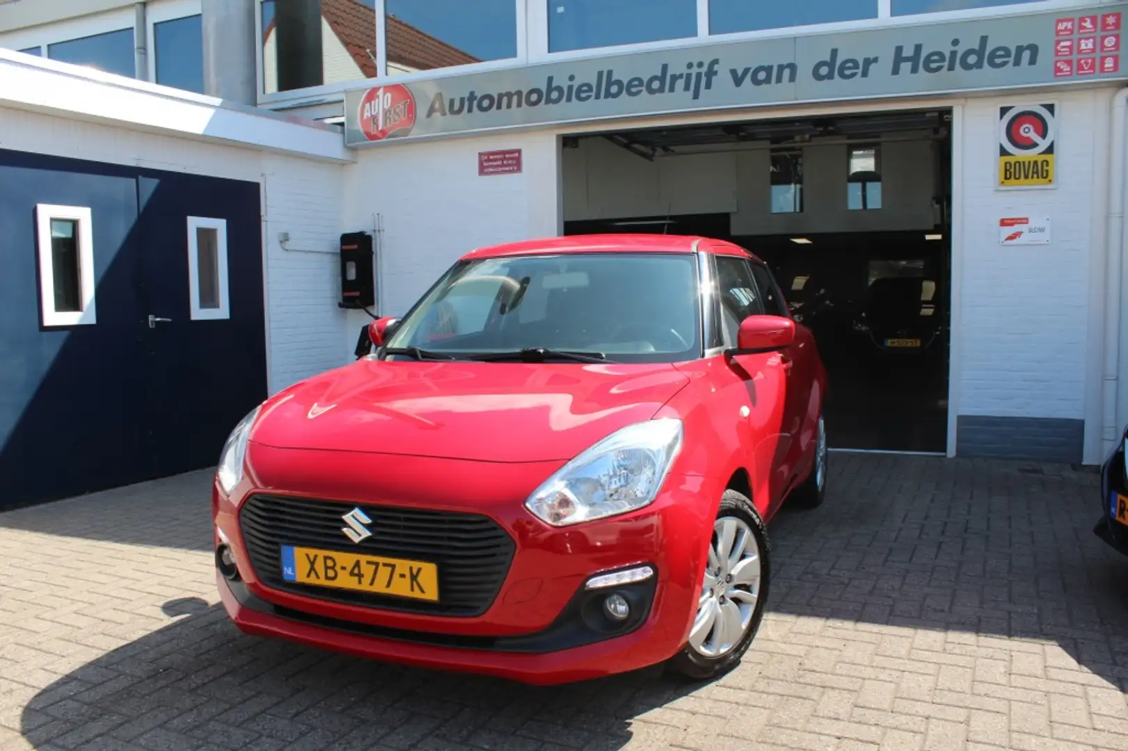 Suzuki Swift 1.2 Select Navi | Carplay Rood - 1