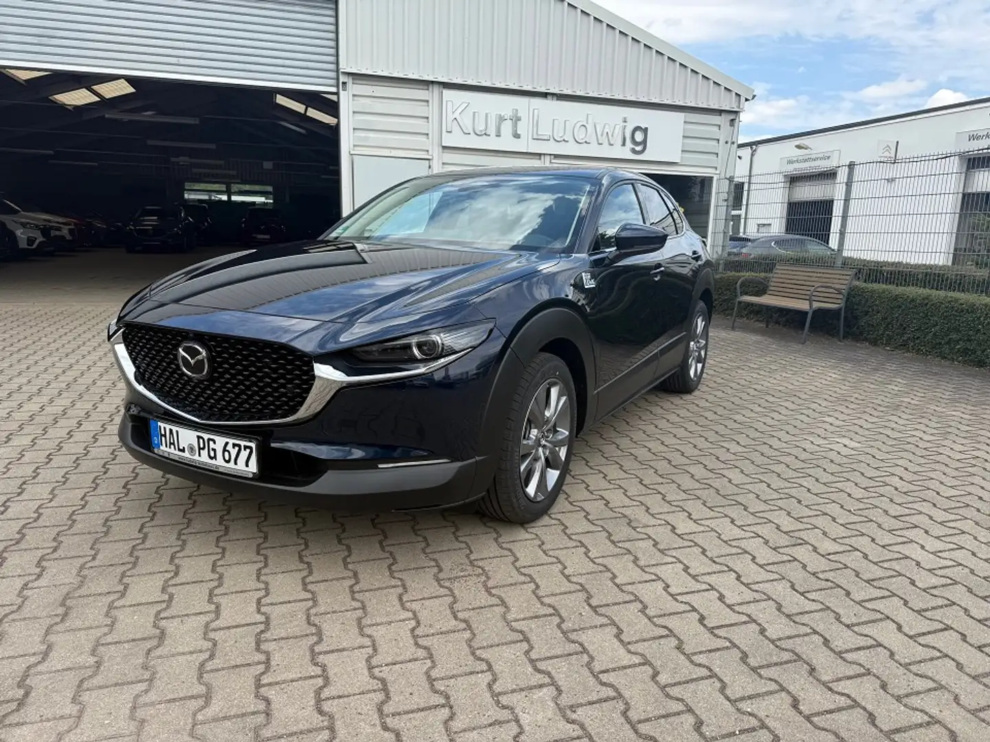 Mazda CX-30 5WGN 2.5L e-SKYACTIV G 140ps 6AT FWD Exclusive-lin Blau - 2