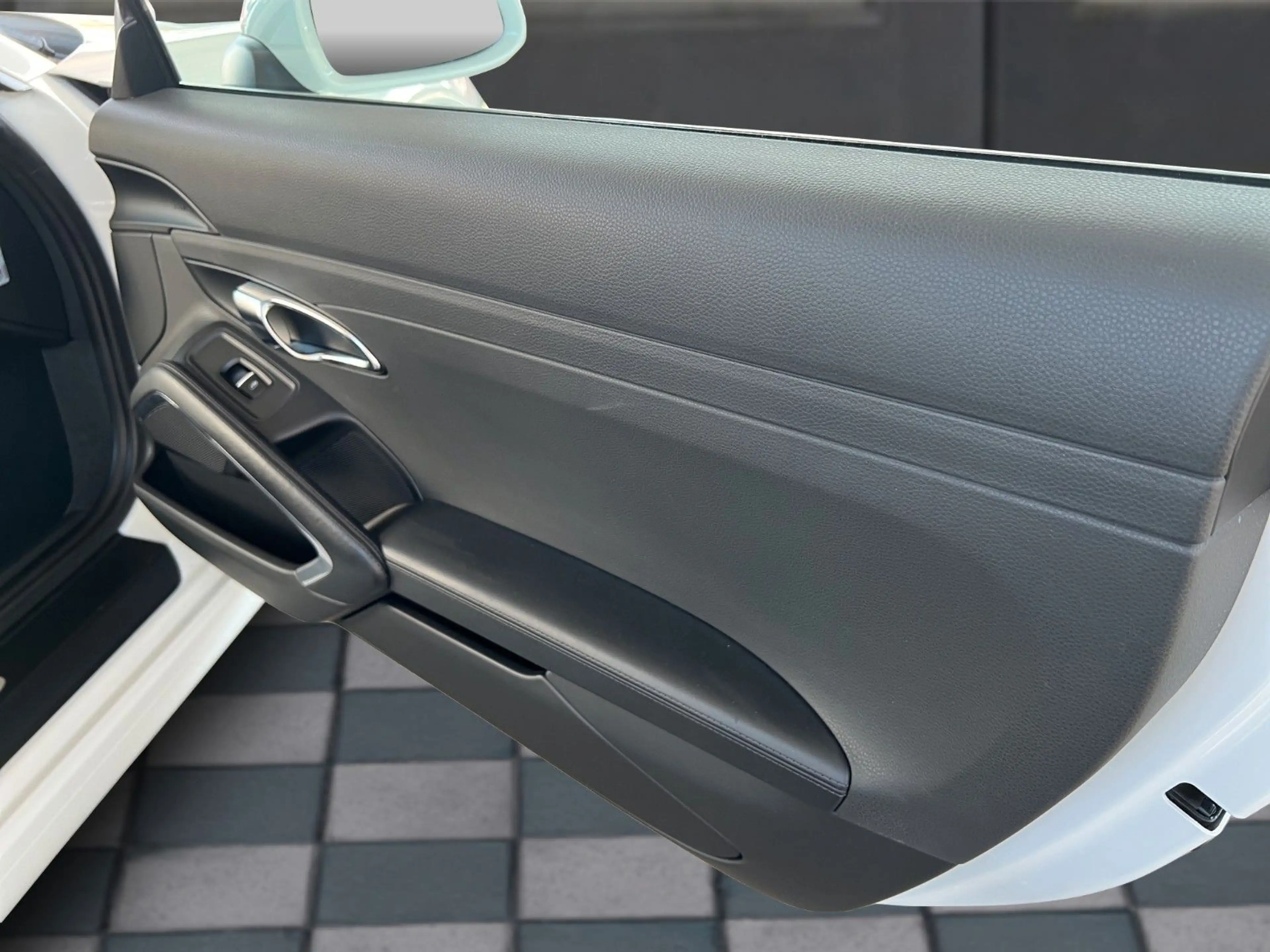 Porsche 911 Carrera PDK APPROVED — photo 14
