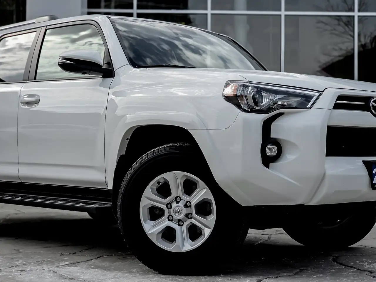 Toyota 4-Runner снимка Toyota 4-Runner