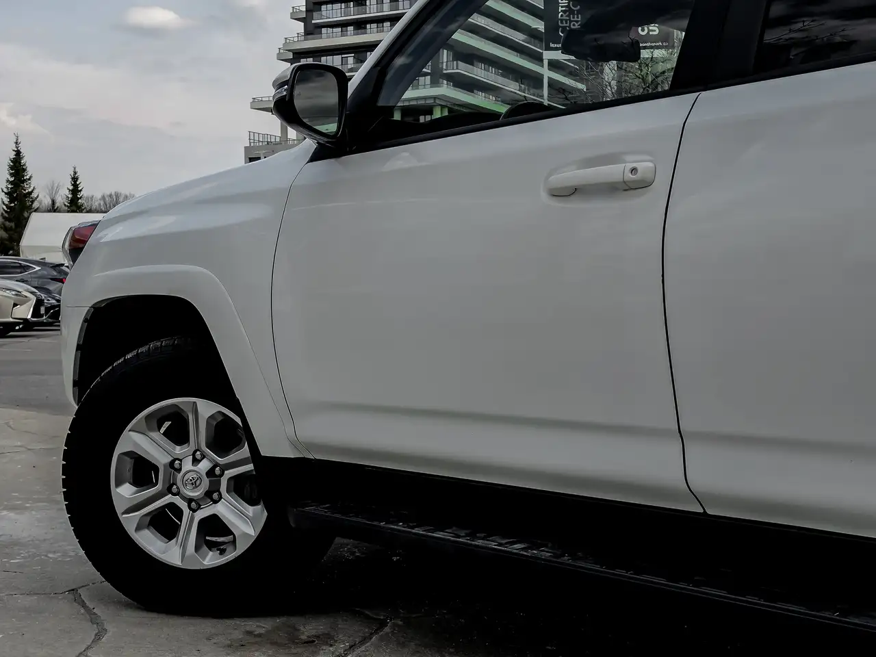 Toyota 4-Runner снимка Toyota 4-Runner