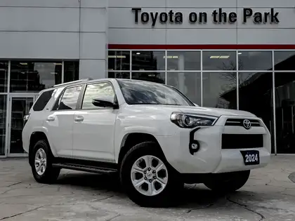 White 2024 Toyota 4Runner SUV / Crossover Four-Wheel Drive Automatic