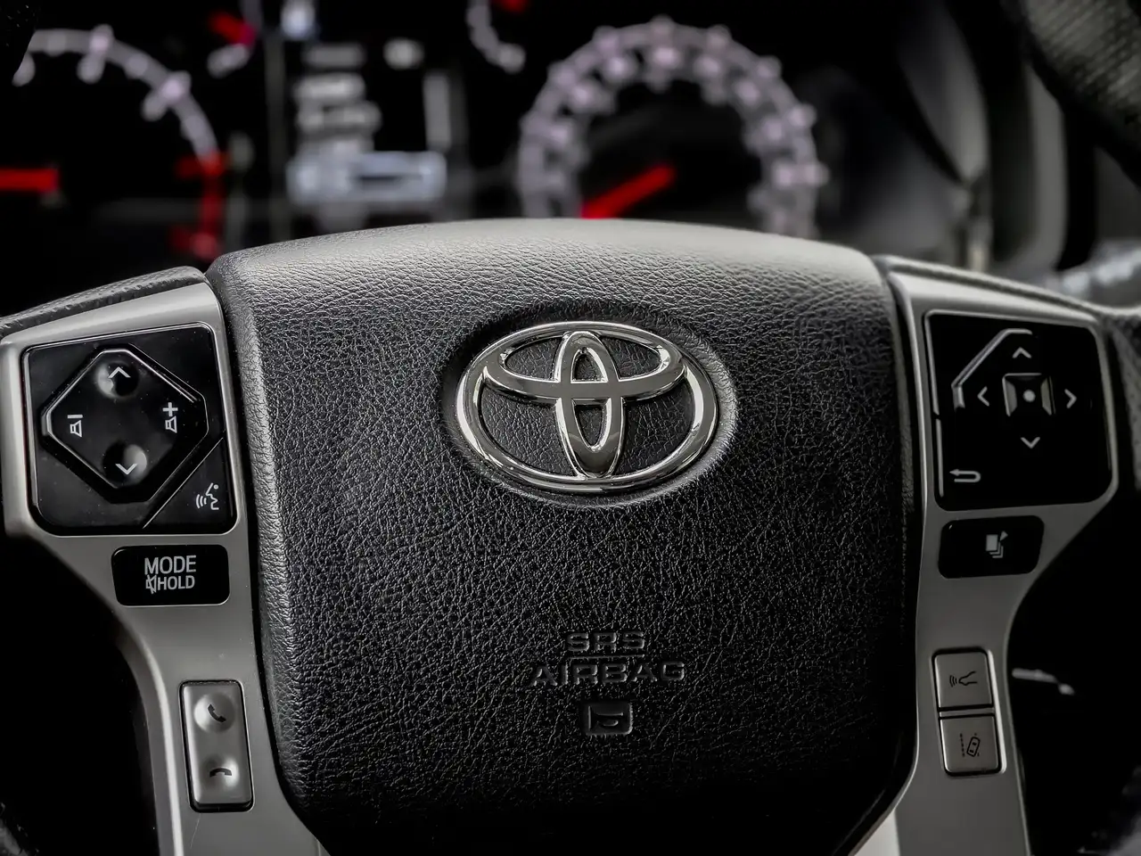 Toyota 4-Runner снимка Toyota 4-Runner