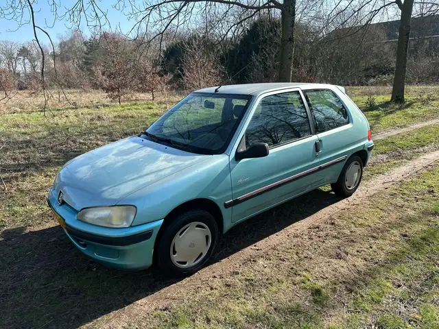 Peugeot 106 1.1 Accent apk t/m 18-04-2027
