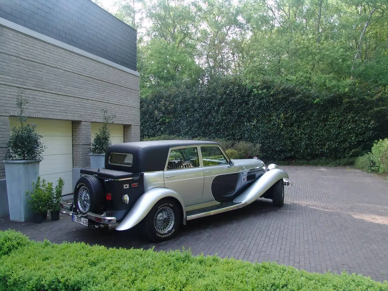 Panther Westwinds De Ville sedan, foto 3