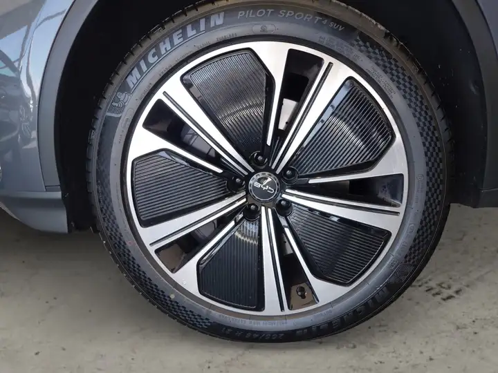 BYD Tang Flagship 2026, foto 13