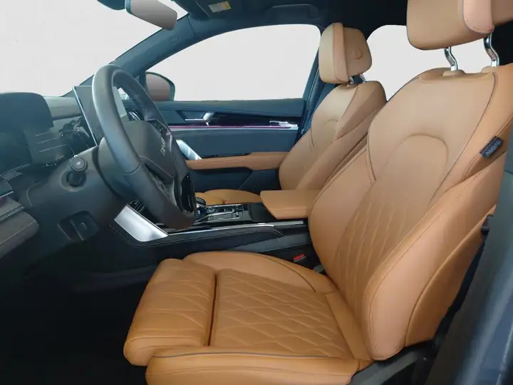 BYD Tang Flagship 2026, foto 19