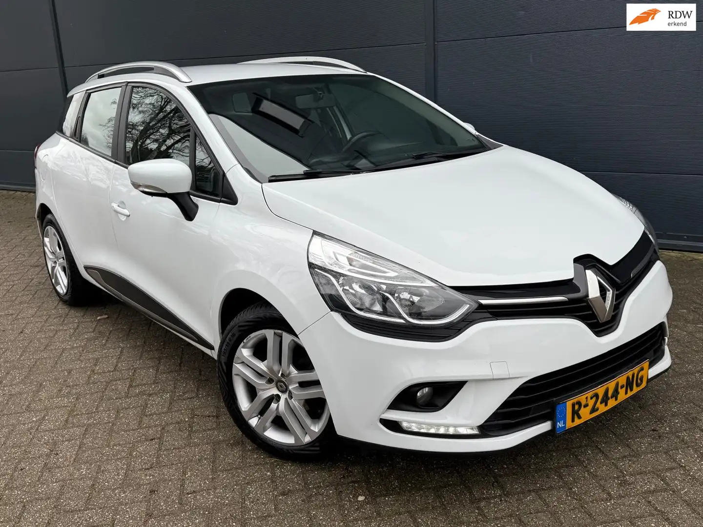 Renault Clio Estate 0.9 TCe Zen/Navi/cruise/bluetooth/stoelverw Weiß - 1