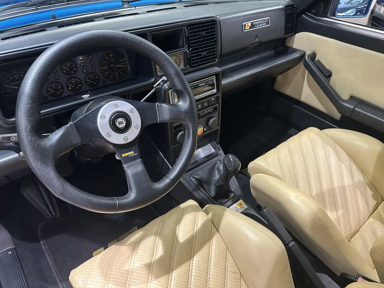 Lancia Delta EVOLUZIONE BLU LAGOS 1/215 ESEMPLARI, foto 10