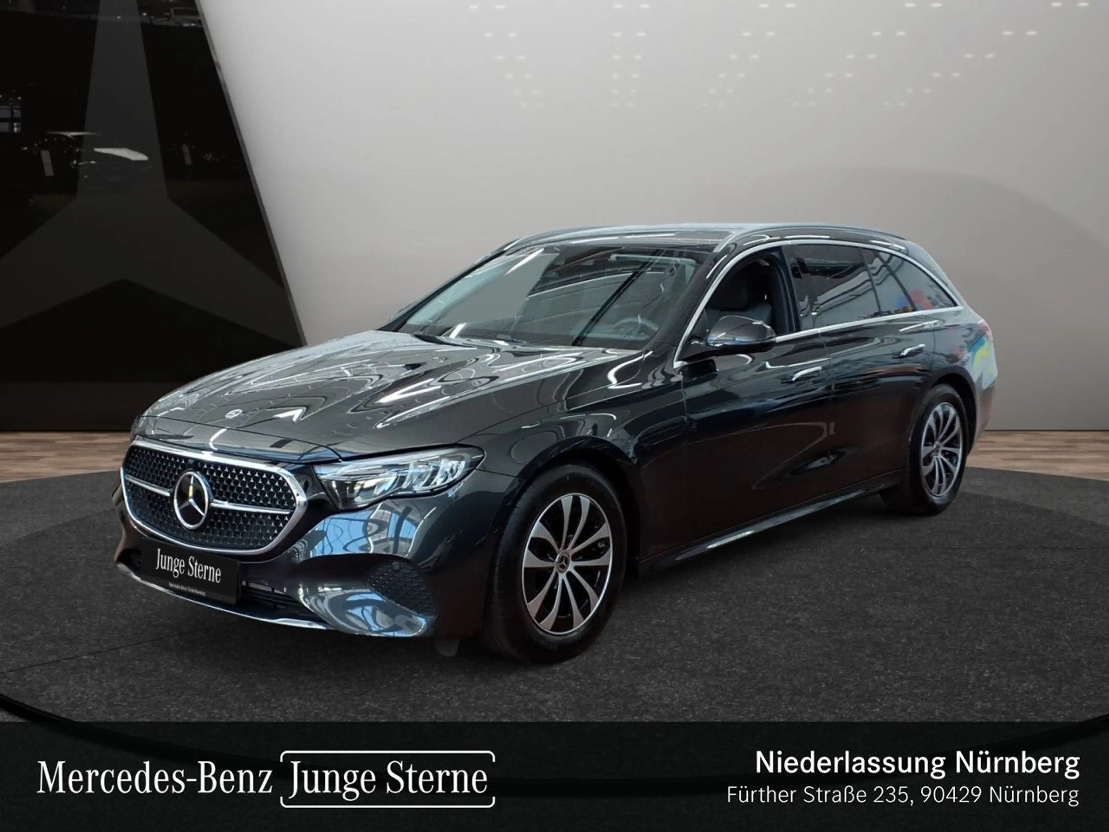 Mercedes-Benz E 200 T Avantgarde Fahrass WideScreen Distr. LED — photo 2