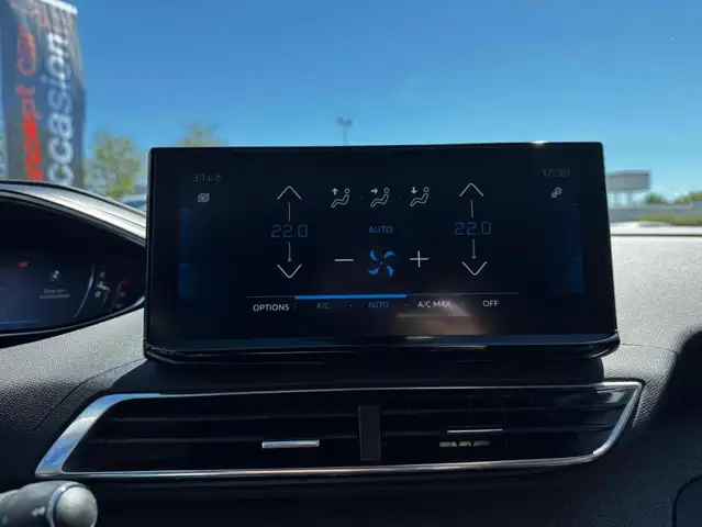 Peugeot 3008 view 15