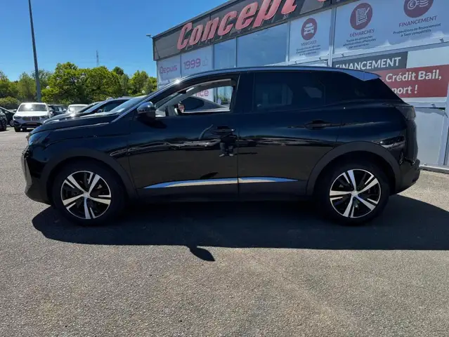 Peugeot 3008 view 3