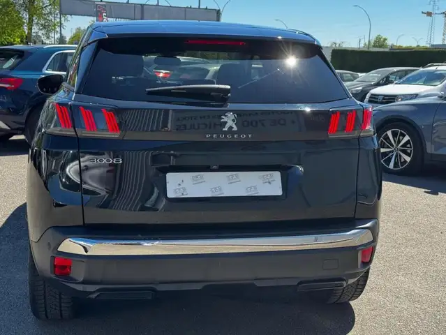 Peugeot 3008 view 6