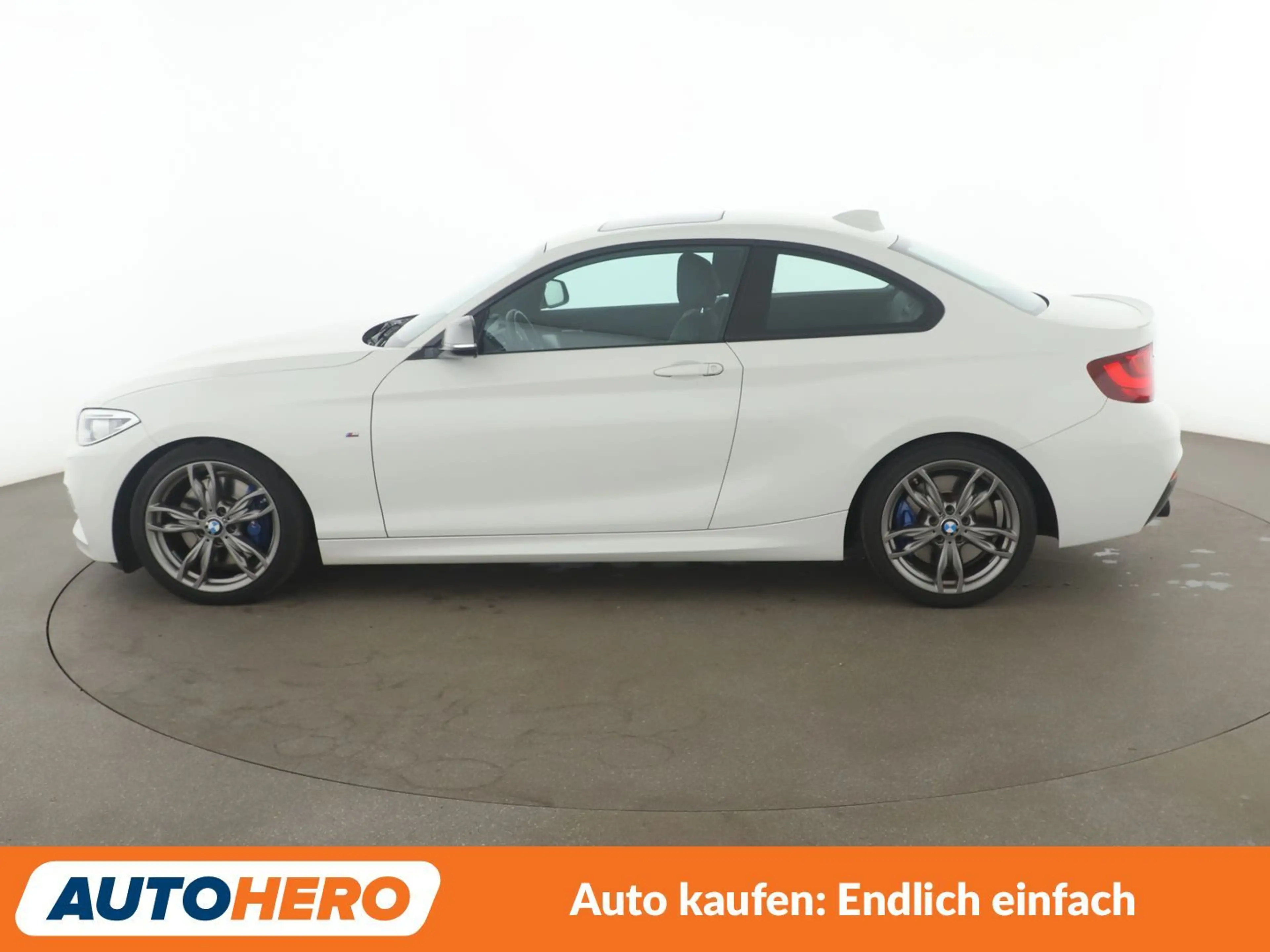 BMW M2 M235i Aut.*NAVI*TEMPO*XENON*CAM*SHZ*PDC* — photo 3