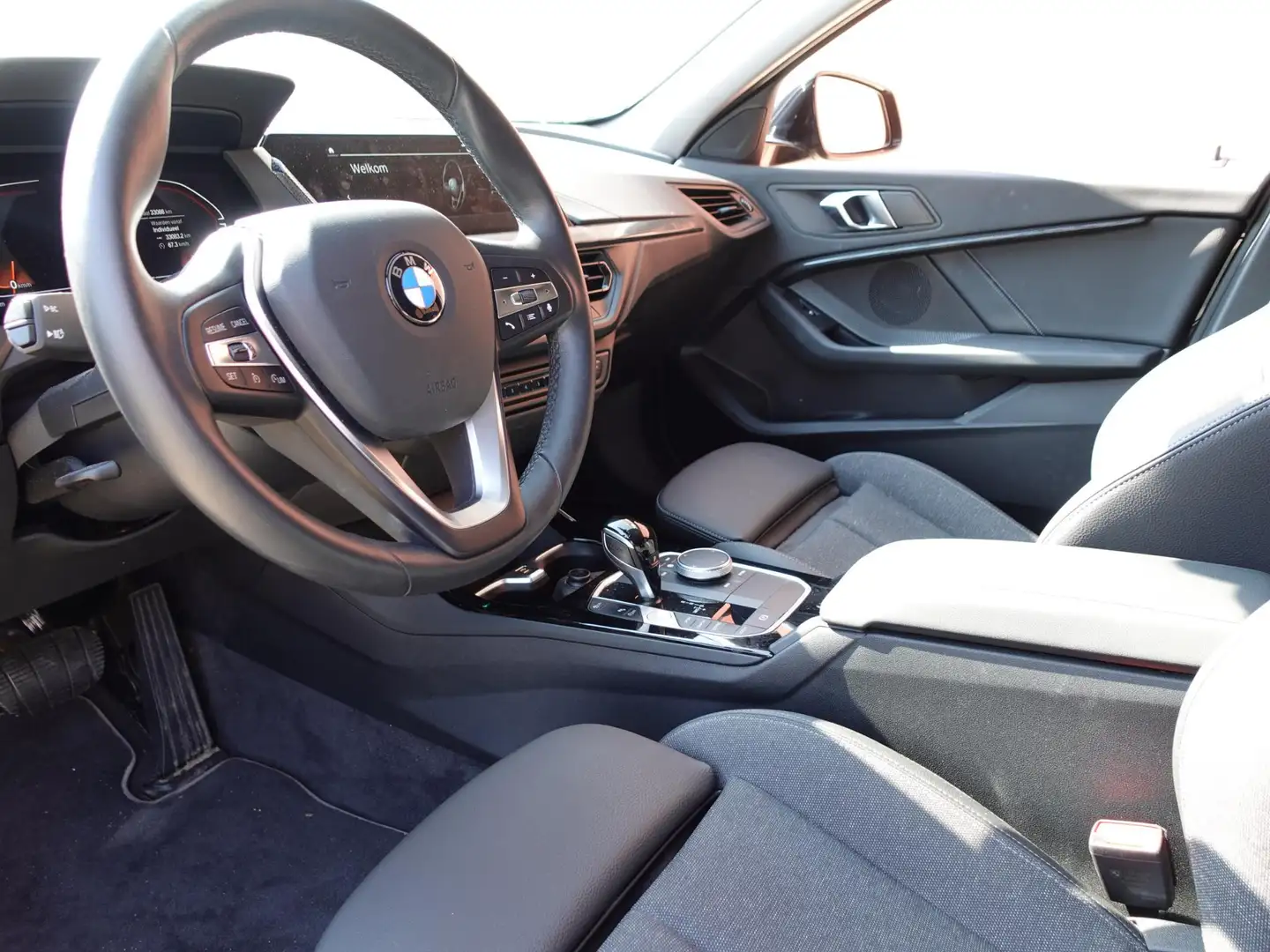 BMW 118 1-serie 118i Introduction Edition Automaat | DEMO Zwart - 2
