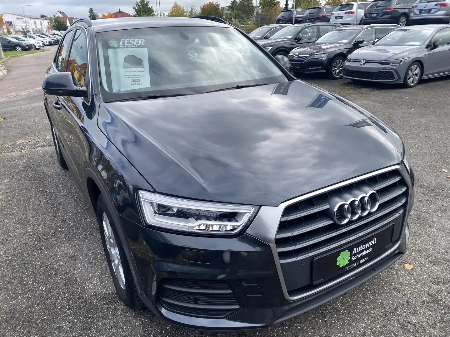 Audi Q3 1.4 TFSI S tr. LED NAV SHZ PDC eKLAP Grau - 2