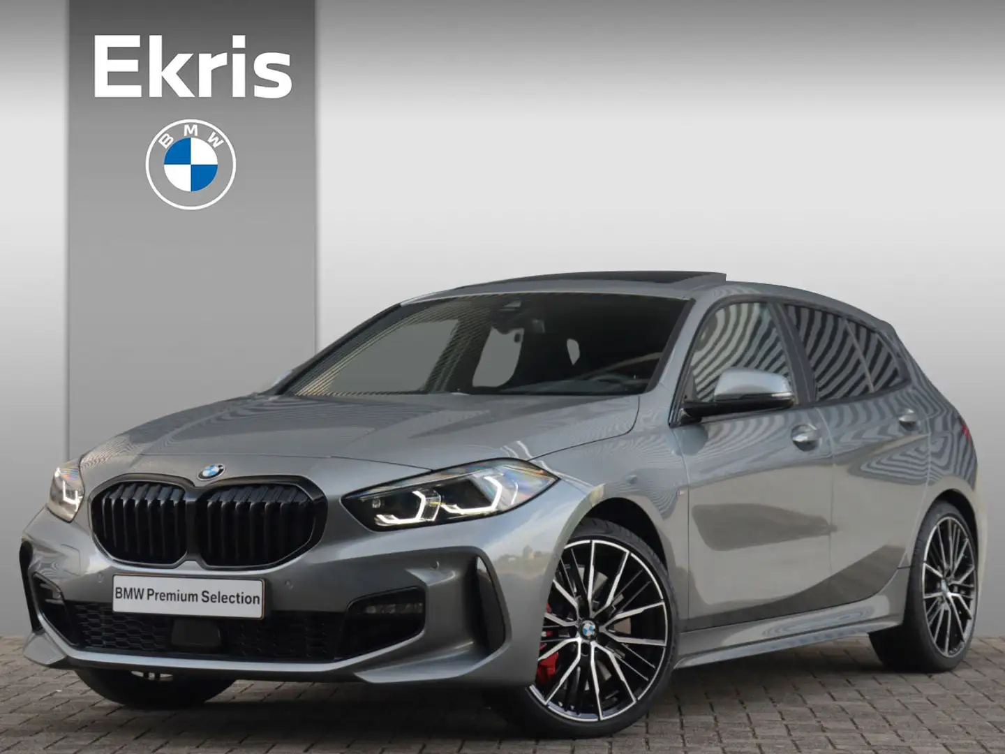 BMW 1 Serie 5-deurs 118i | Executive / M Sportpakket P Grijs - 1