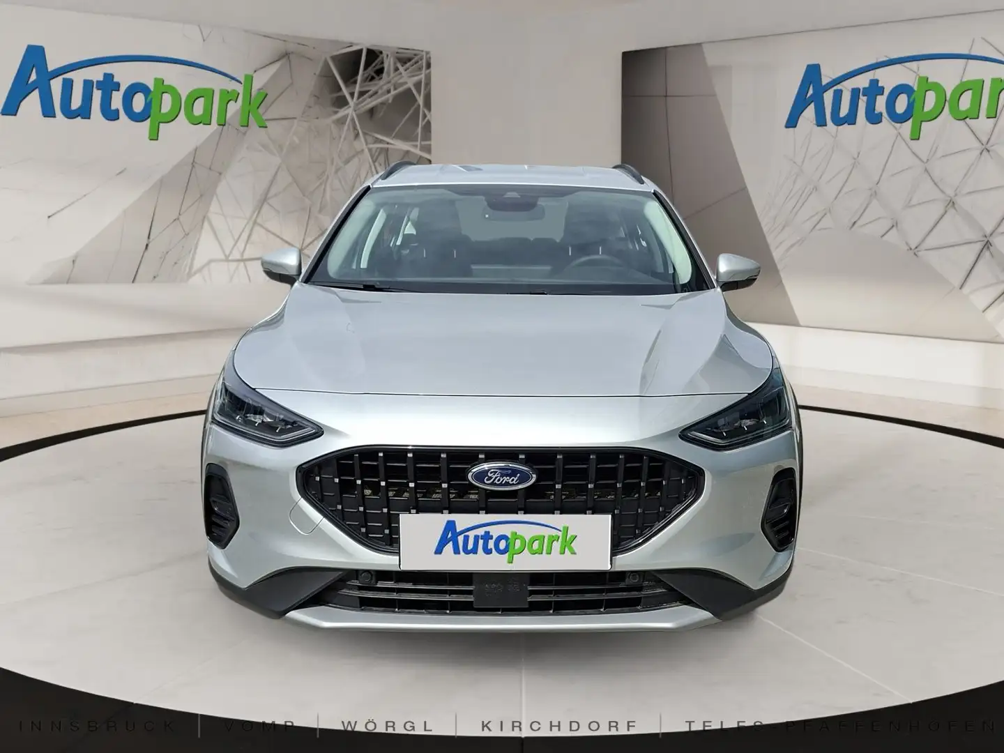 Ford Focus Active Silber - 2