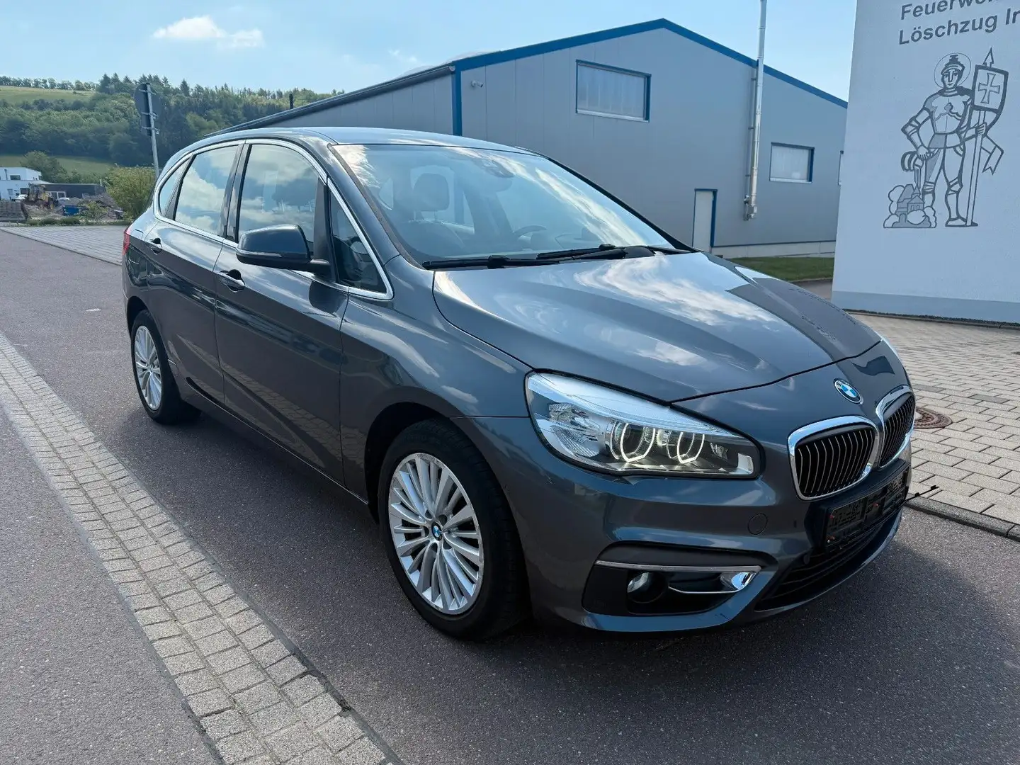 BMW 220 Baureihe 2 Active Tourer 220 d LUXURY/NAVI Grigio - 1