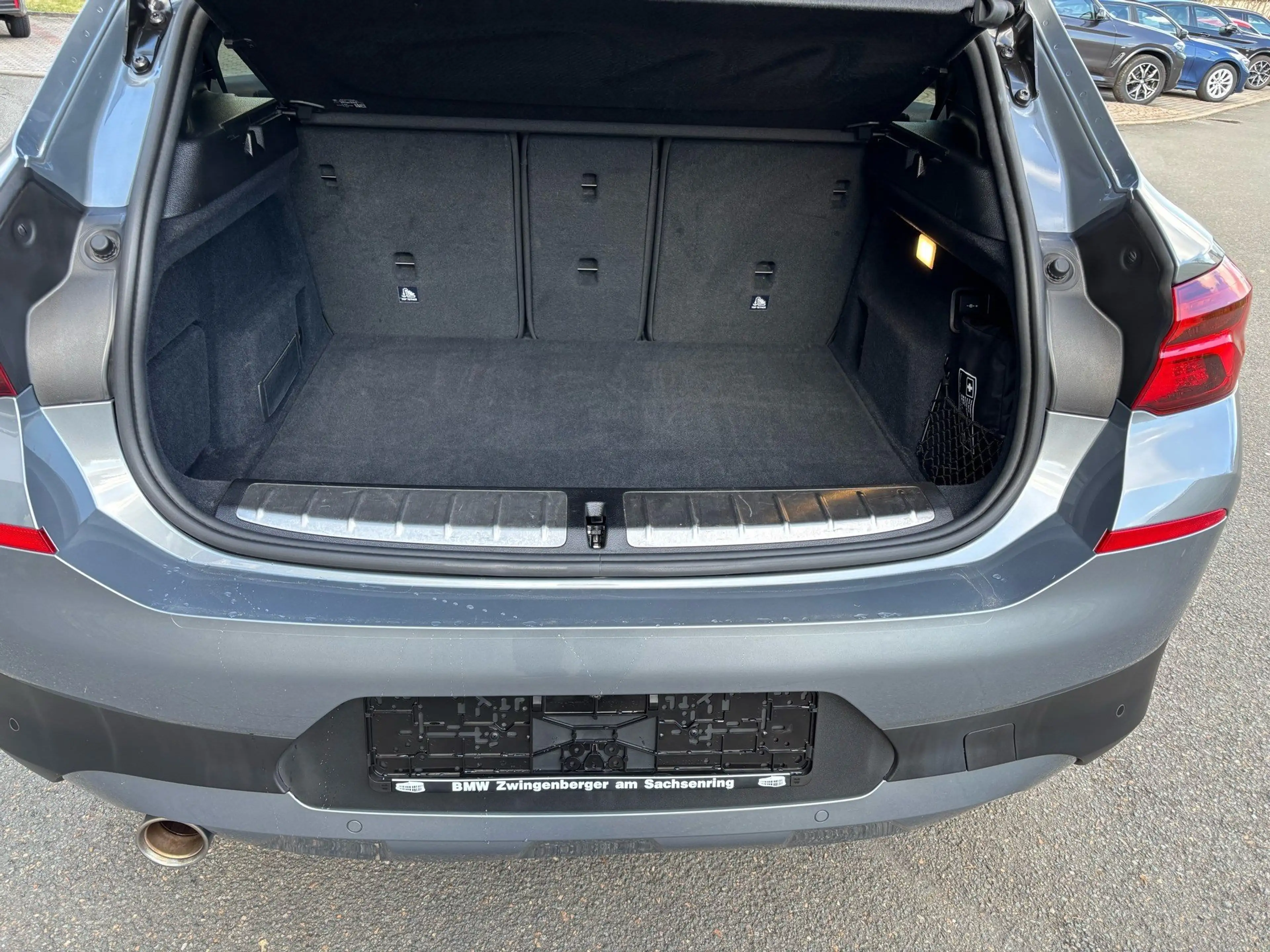 BMW X2 sDrive18i Automatik, Sitzhzg. RFK NAVI HiFi — photo 11