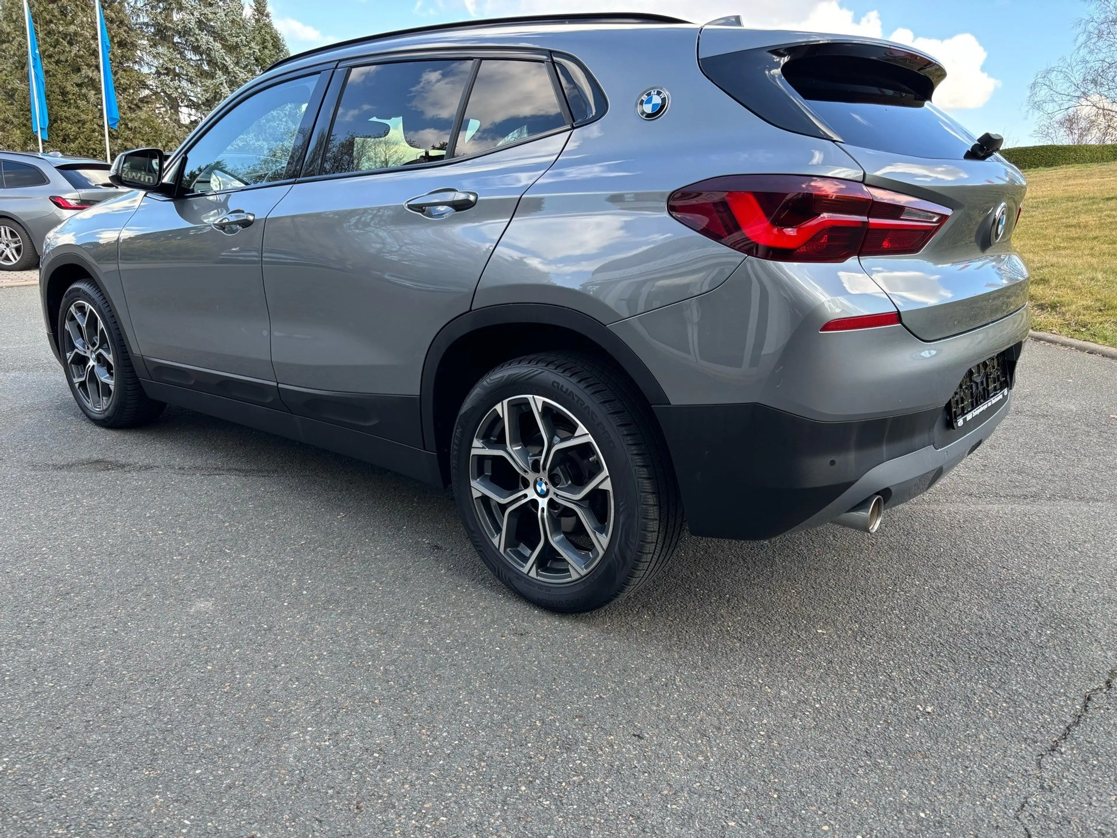 BMW X2 sDrive18i Automatik, Sitzhzg. RFK NAVI HiFi — photo 4