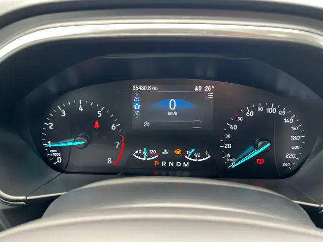 Ford Focus view 12
