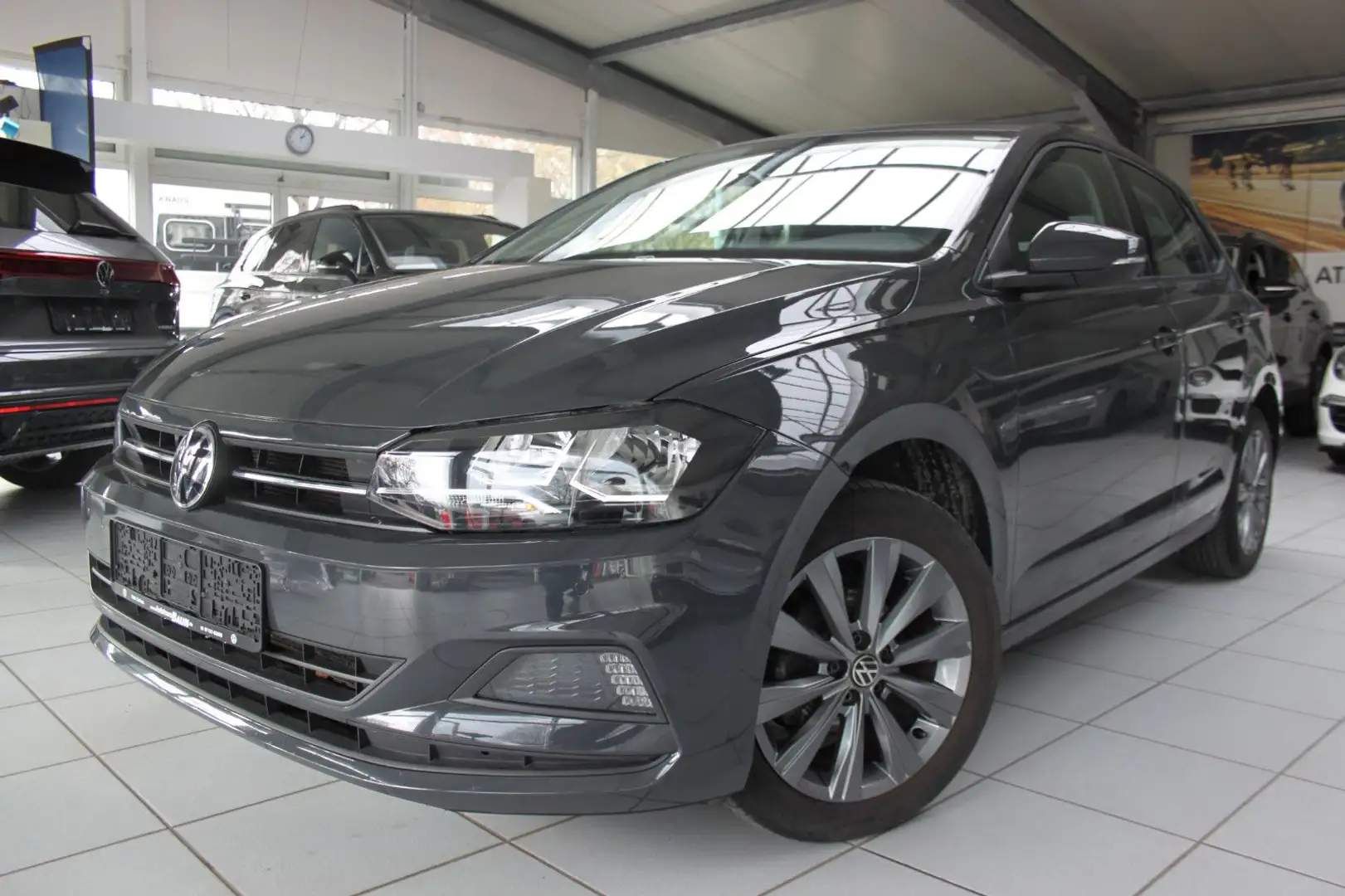 Volkswagen Polo /AHK/APP/PDC/ALU16"/KLIMA/FREISPR/KAME/NOTBR Gris - 2