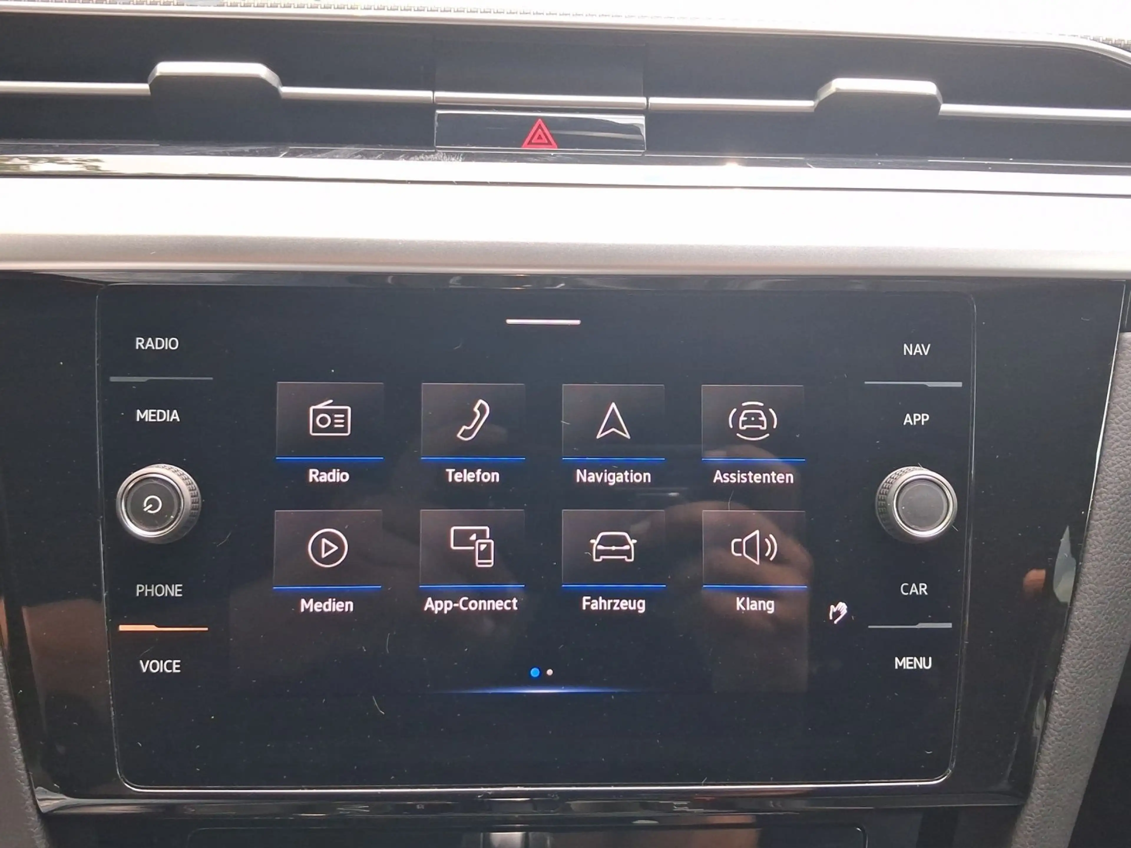 Volkswagen Arteon 2.0 TDI R-LINE DCC PANO — photo 13
