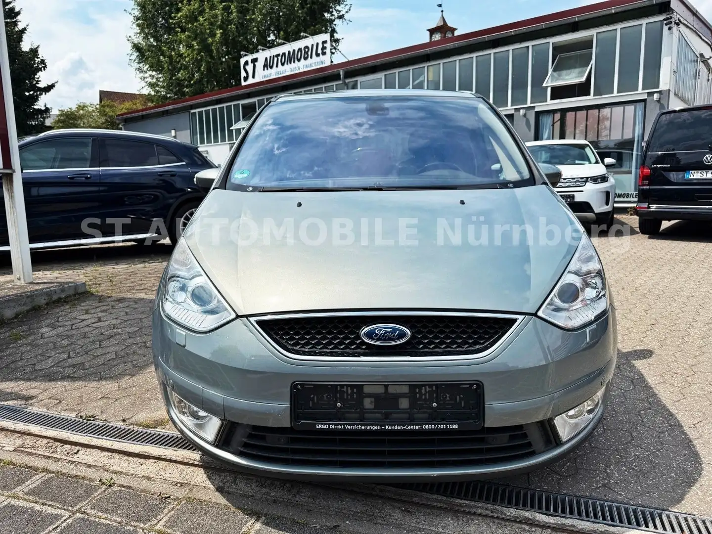 Ford Galaxy 2.0 TDCi Titanium*7-SITZ*PANORAMA*AHK*PDC Gris - 2