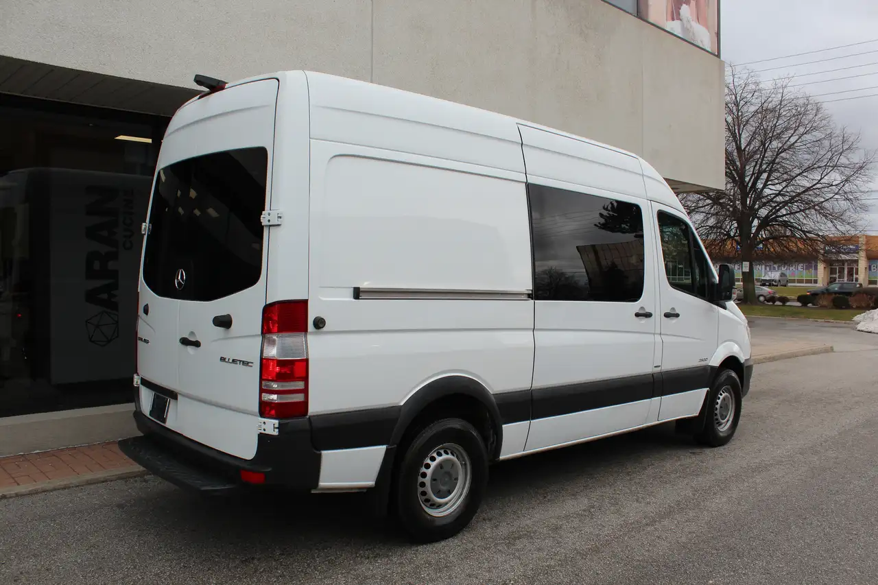 Mercedes-Benz Sprinter снимка Mercedes-Benz Sprinter