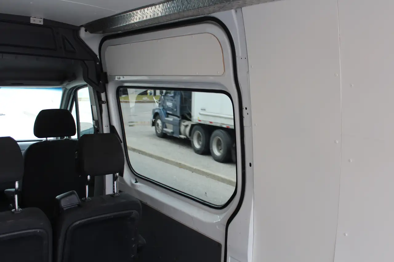 Mercedes-Benz Sprinter снимка Mercedes-Benz Sprinter