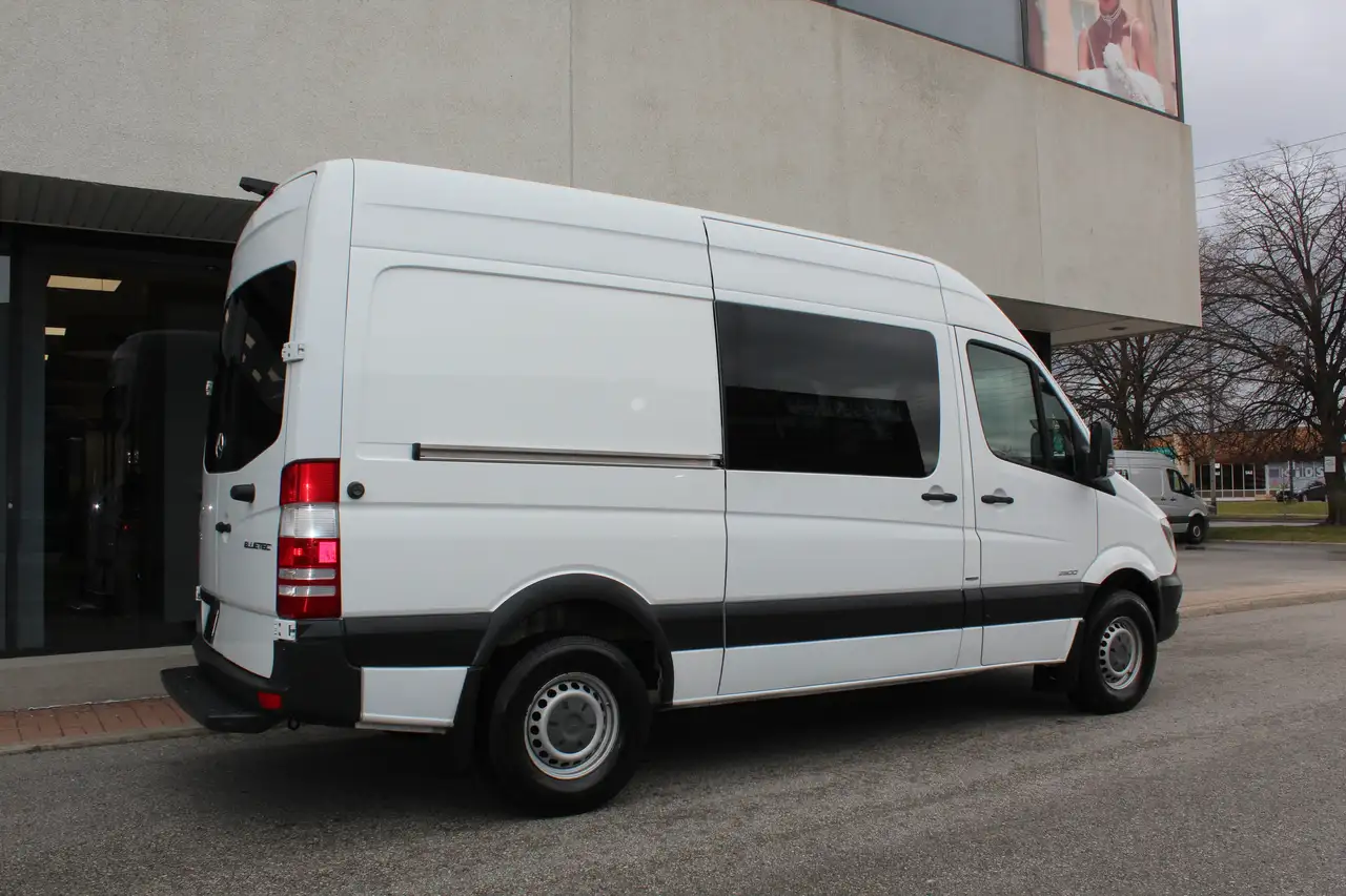Mercedes-Benz Sprinter снимка Mercedes-Benz Sprinter