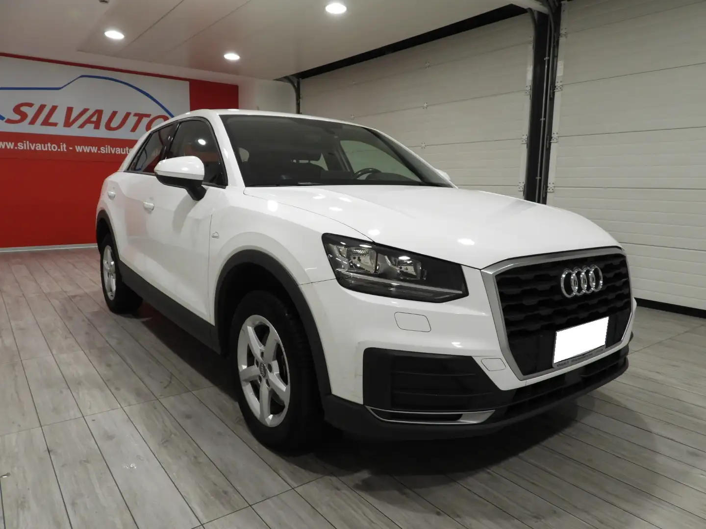 Audi Q2 AUDI Q2 1.6 TDI BUSINESS 116CV S-TRONIC (2017) Weiß - 2