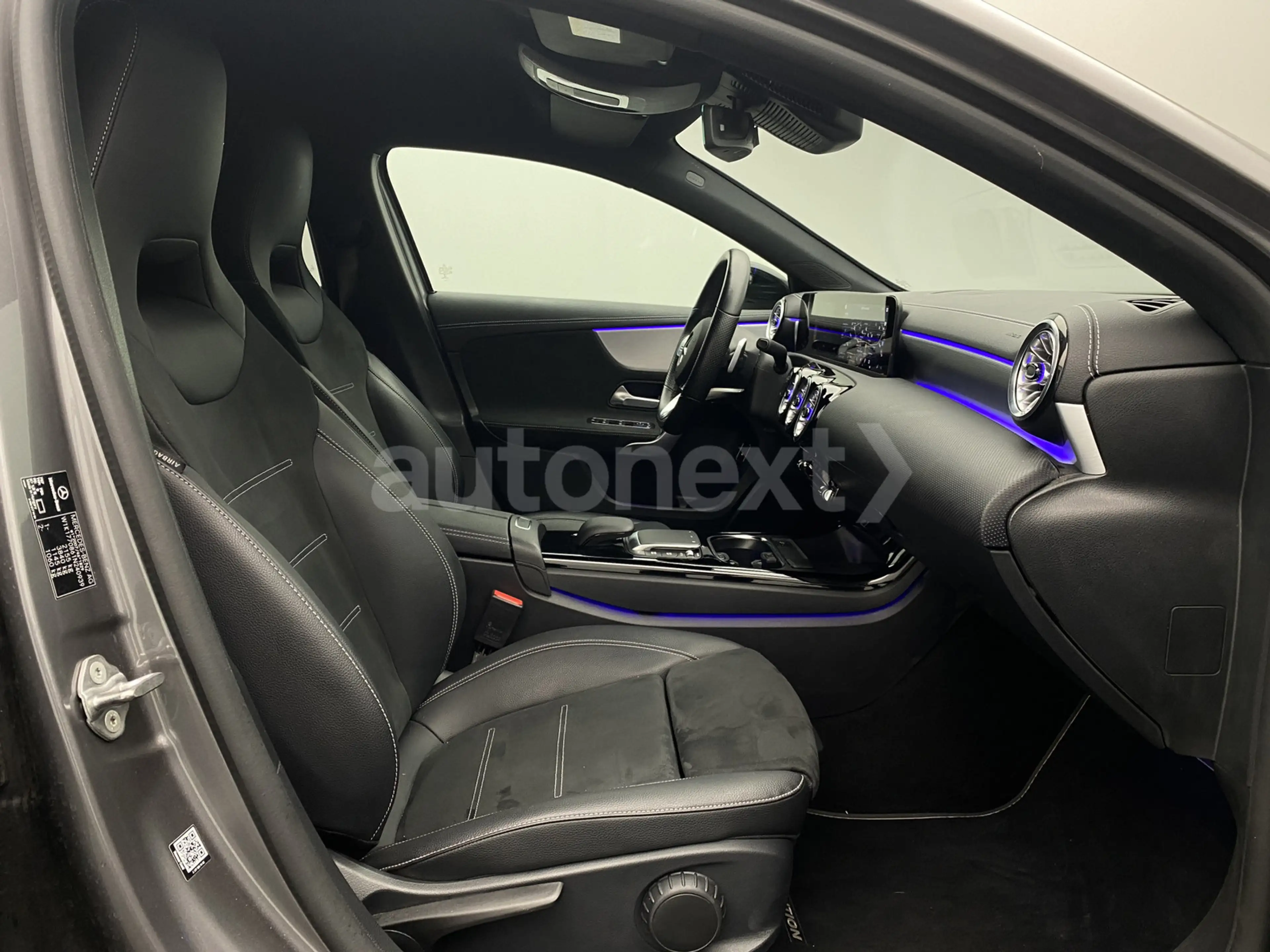 Mercedes-Benz A 250 e *2x AMG Line+Night* Multibeam+Distronic (0939) — photo 13