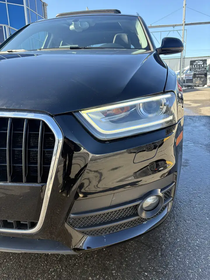 Audi Q3 снимка Audi Q3