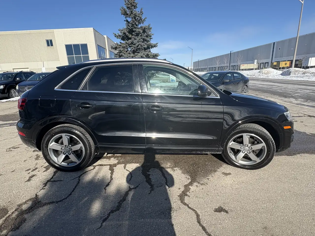 Audi Q3 снимка Audi Q3