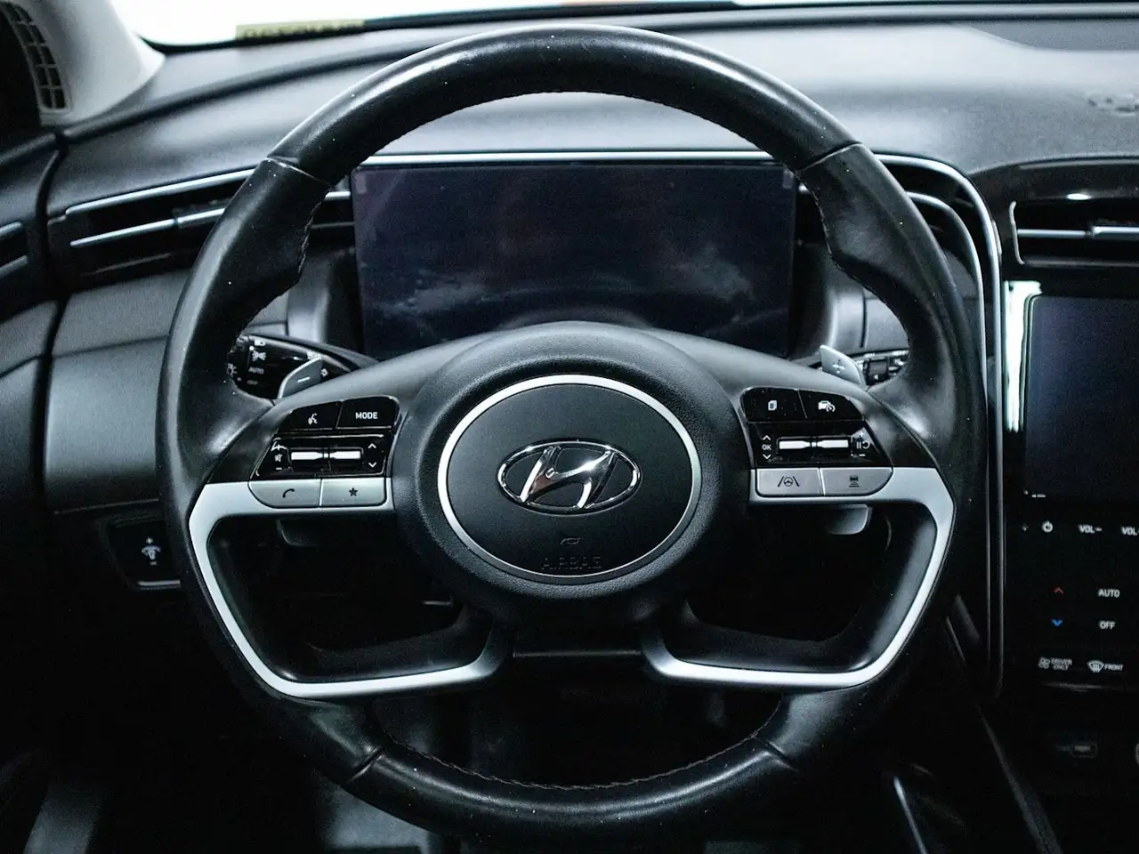 Hyundai TUCSON снимка Hyundai TUCSON