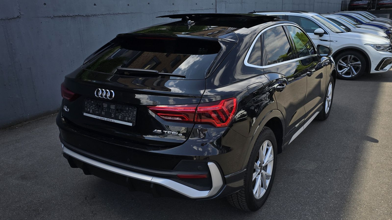 Audi Q3 45 TFSI e S tronic 3x S-Line Pano/Virtual/ACC — photo 3