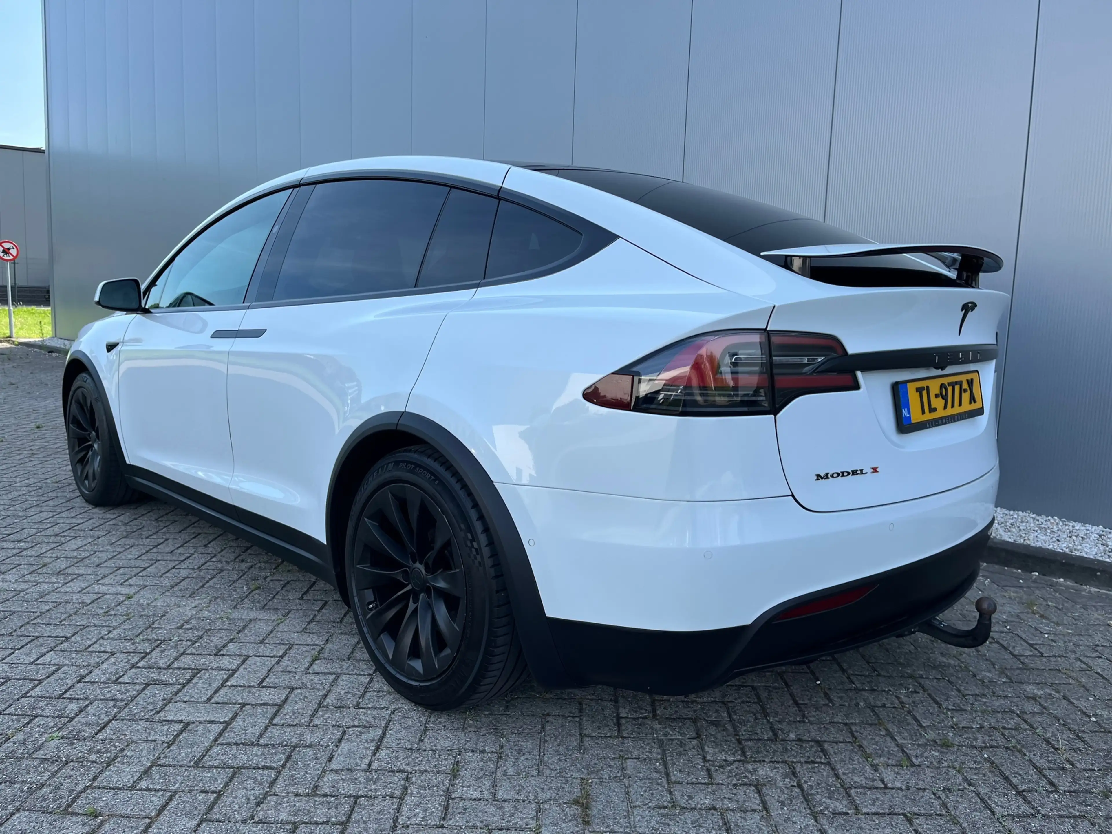 Tesla Model X 75D 7p AWD/ SOH 87% — photo 4