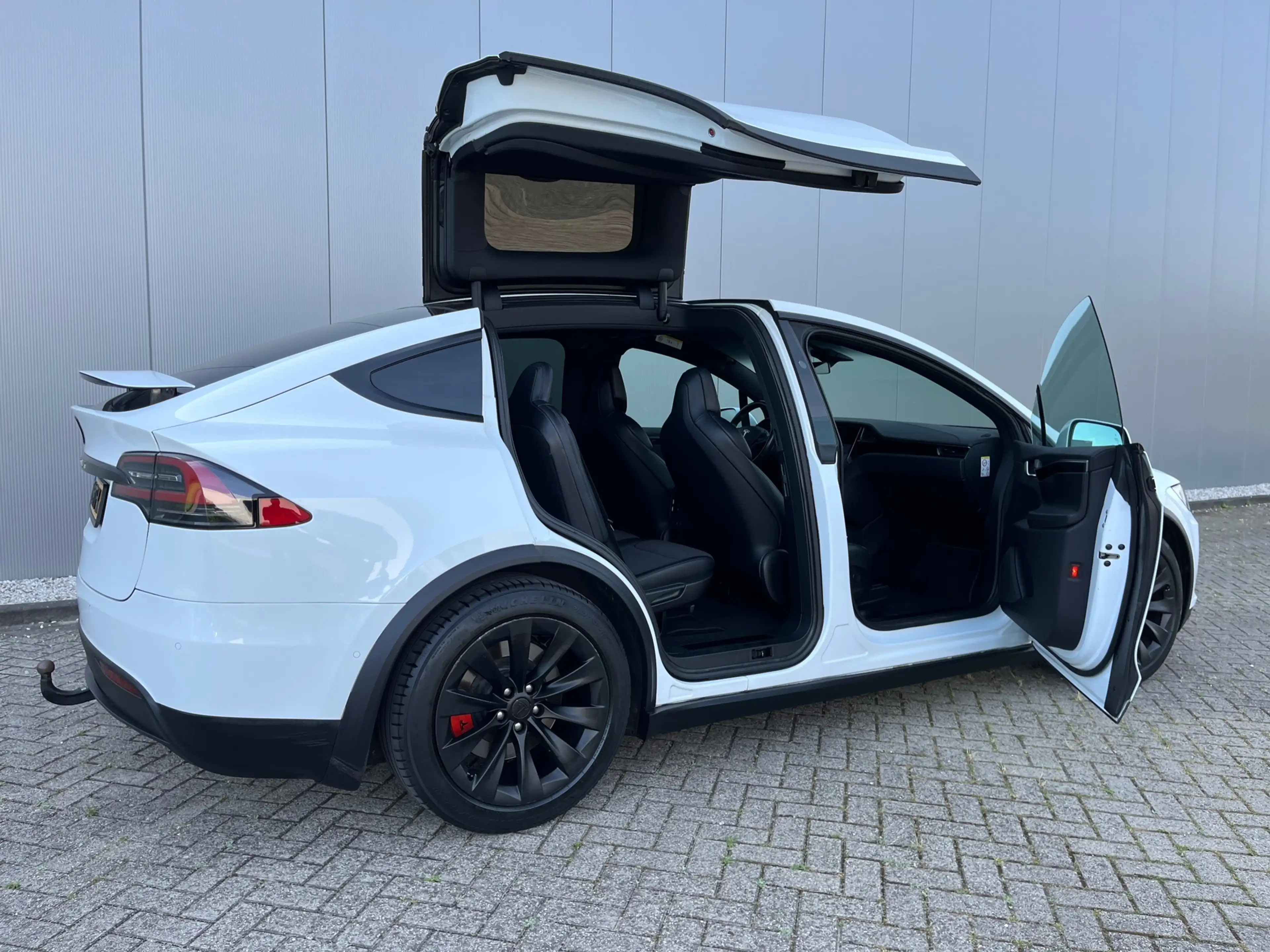 Tesla Model X 75D 7p AWD/ SOH 87% — photo 9