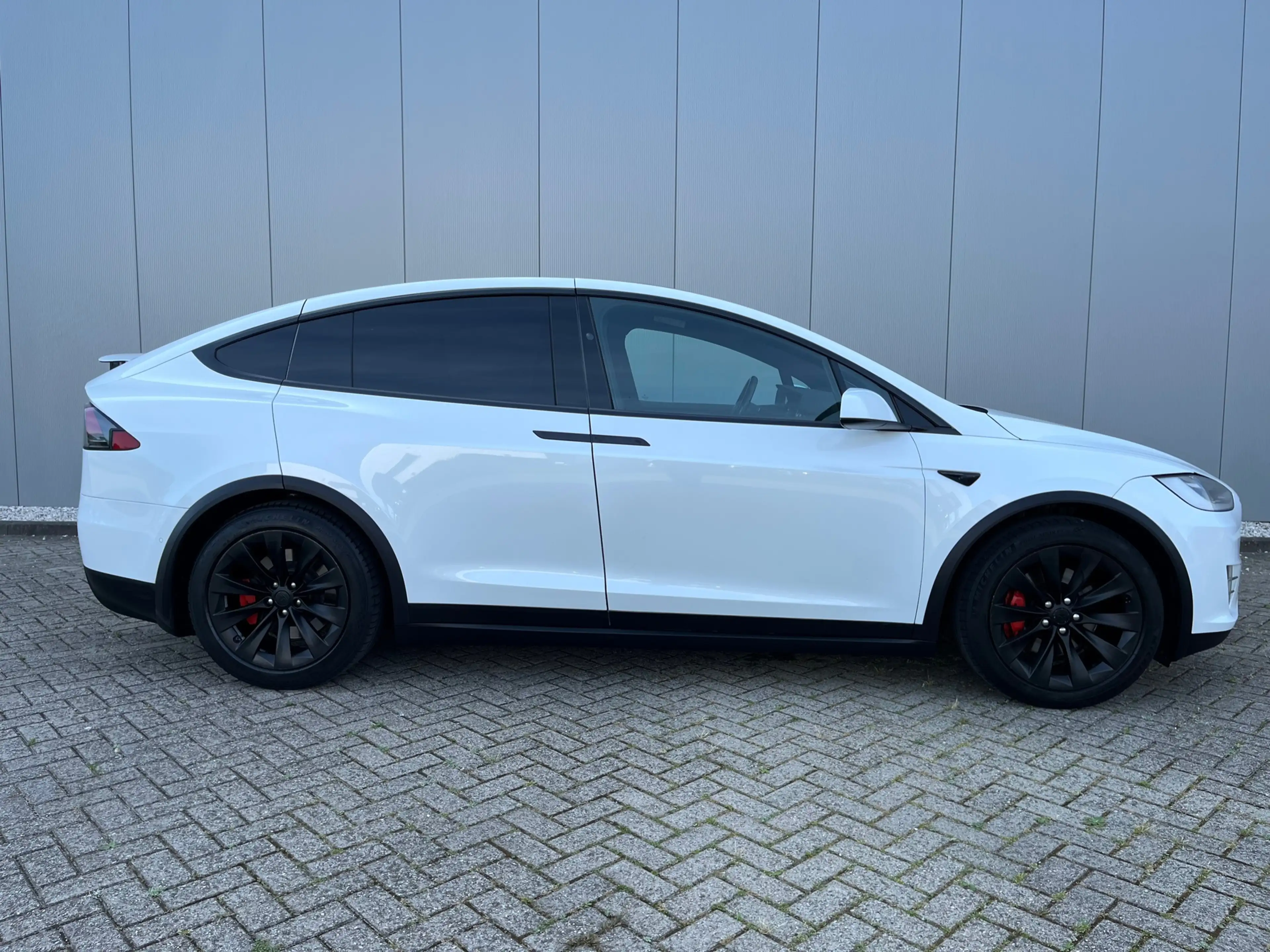Tesla Model X 75D 7p AWD/ SOH 87% — photo 11