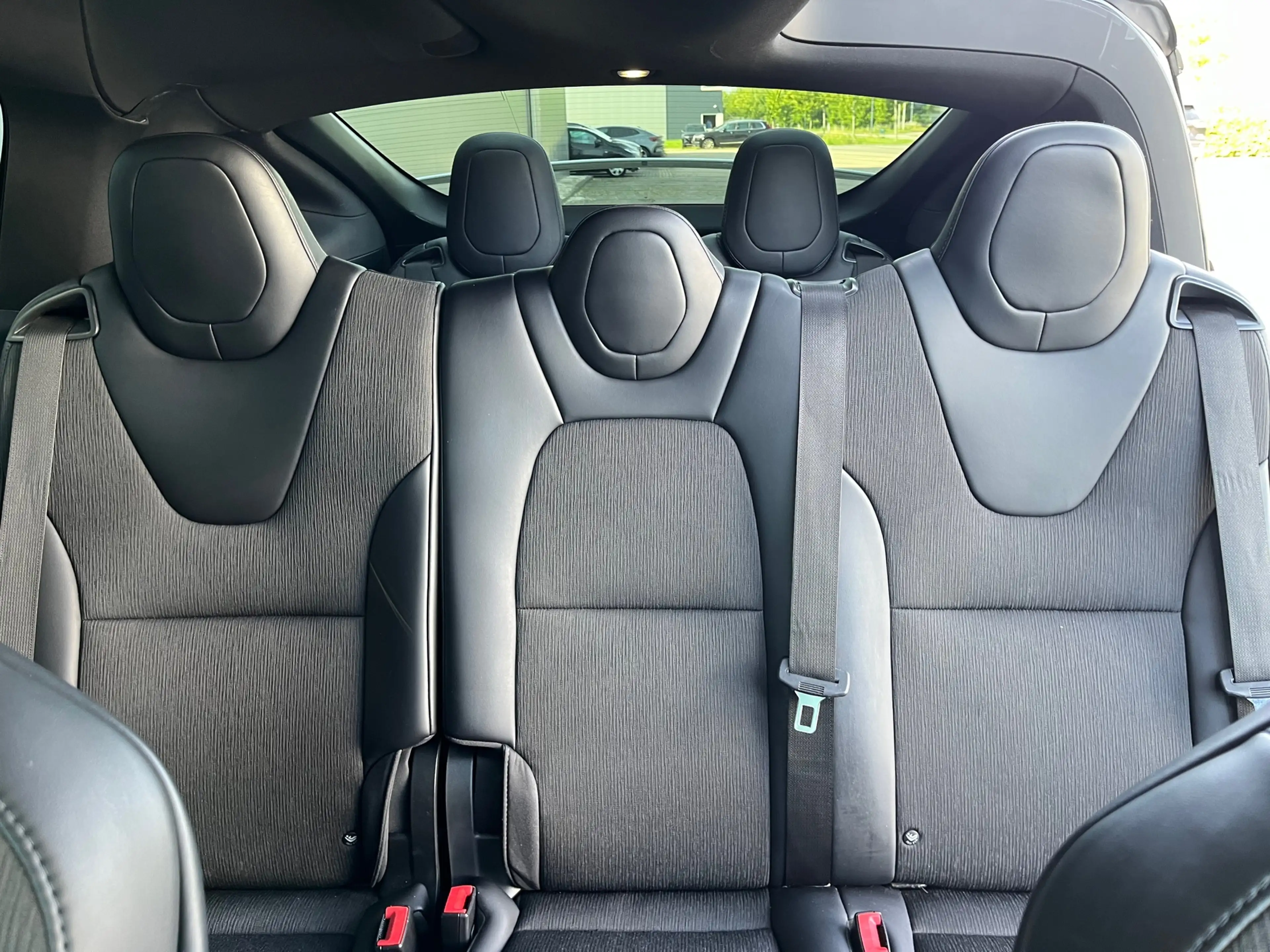 Tesla Model X 75D 7p AWD/ SOH 87% — photo 7