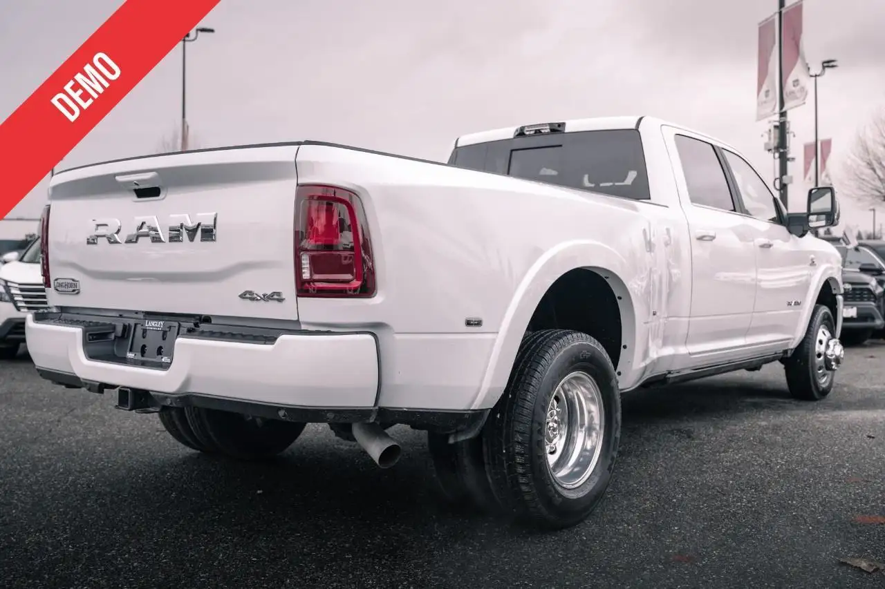 RAM 3500 снимка RAM 3500